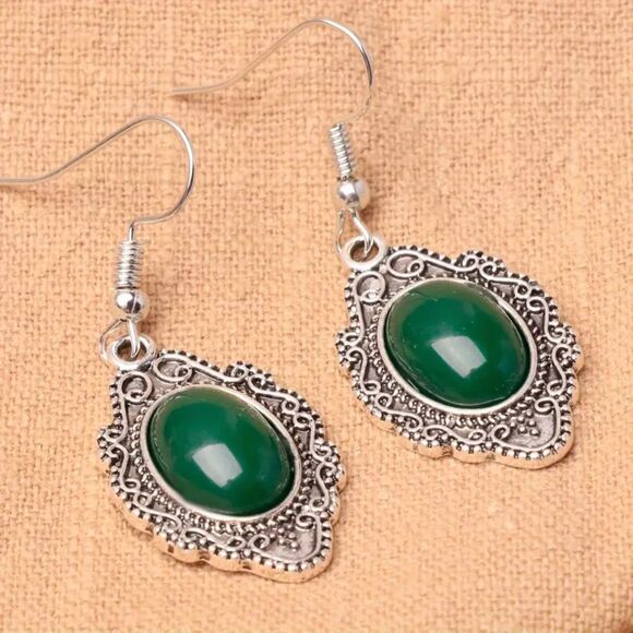 Jade Green Silver Oval Drop Earrings Dangl Vtg Style Pendant Filigree Rtro Charm - Picture 3 of 5